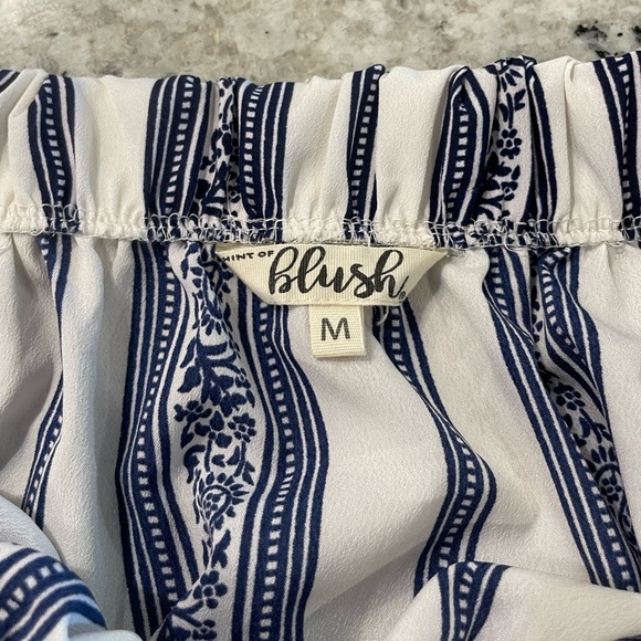 Off-Shoulder Dress- Blush Women’s Medium - Picture 4 of 5